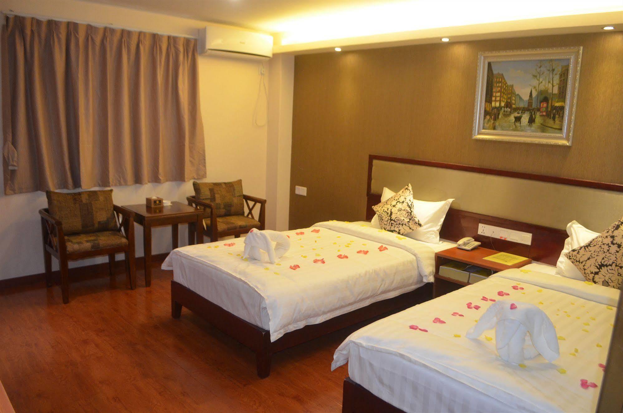 Good Luck Hotel Rangoon Eksteriør billede